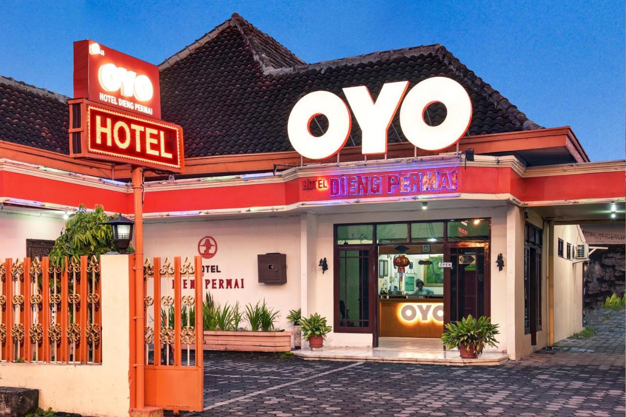 Oyo 348 Hotel Dieng Permai Yogyakarta Exterior photo