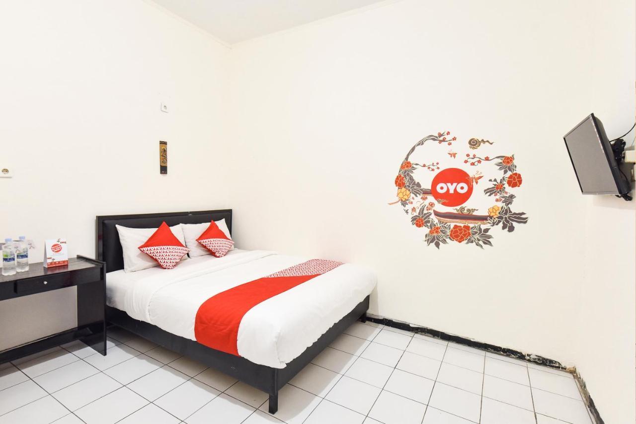 Oyo 348 Hotel Dieng Permai Yogyakarta Exterior photo