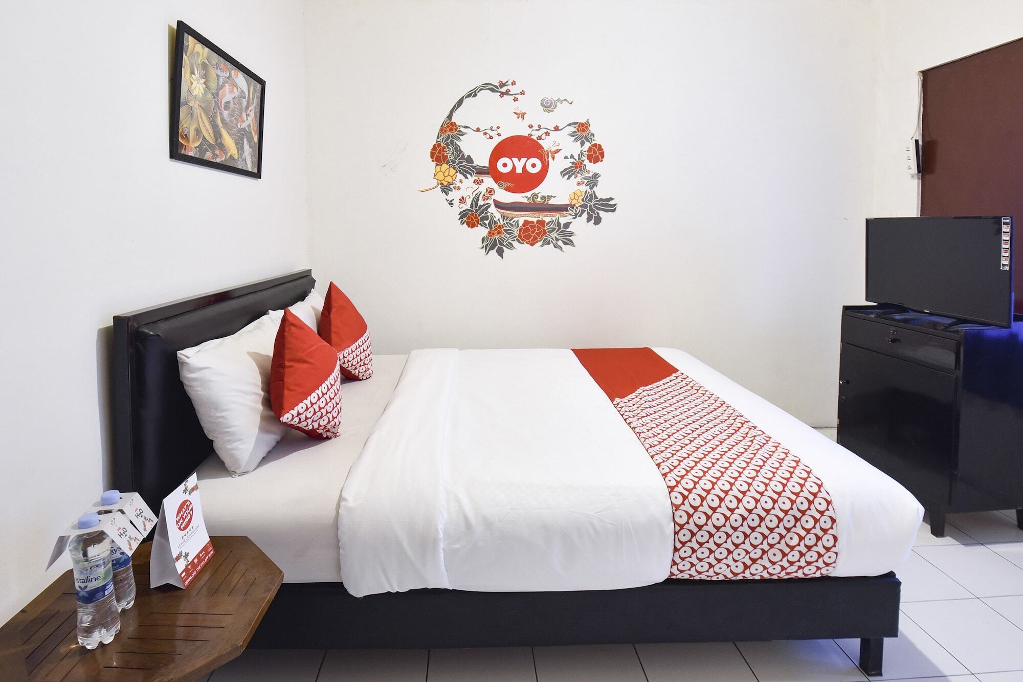 Oyo 348 Hotel Dieng Permai Yogyakarta Exterior photo